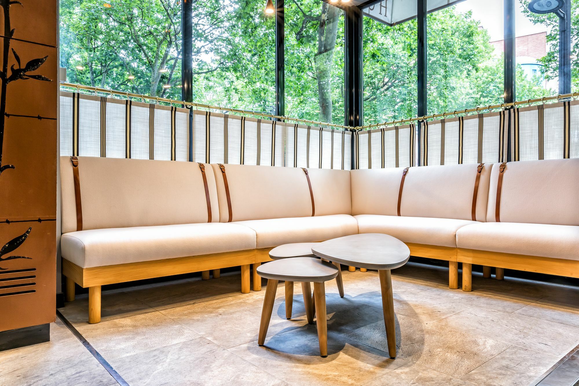 Restaurant Au Boeuf Couronné Hotel Paris